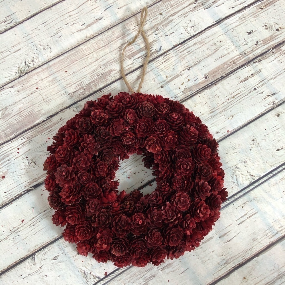 Small Rustic Pine Cone‎ Wreath Center Piece
